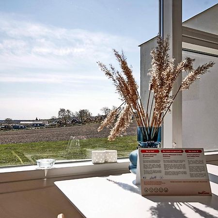 2 Person Holiday Home In Allinge Buitenkant foto